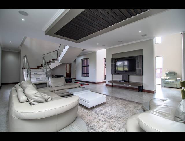 5 BEDROOM HOUSE FOR SALE IN SERENGETI LIFESTYLE ESTATE